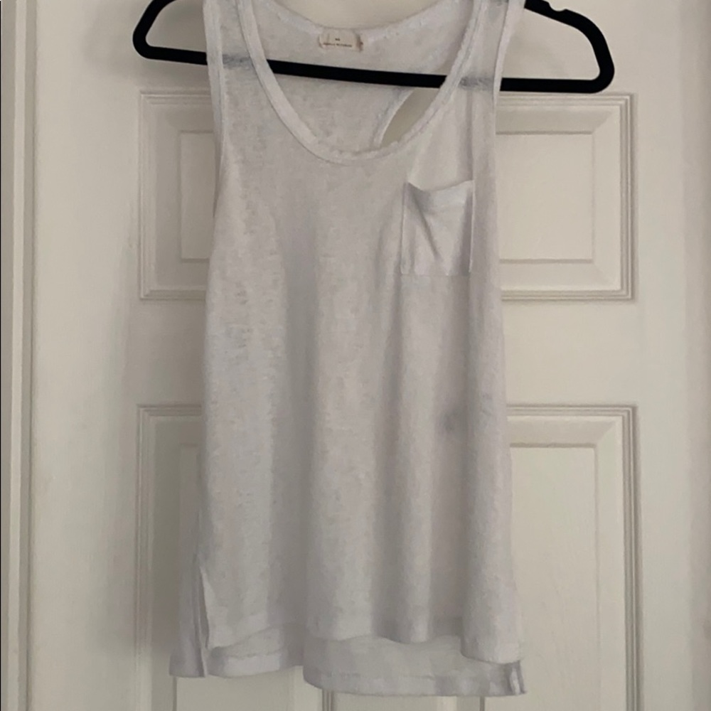 White tank